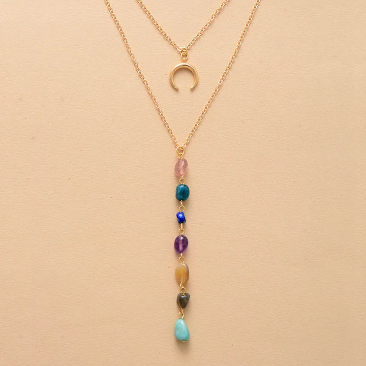 שרשרת “לבבות צ’אקרה” – תליון לבבות צבעוני על שרשרת מצופה זהב