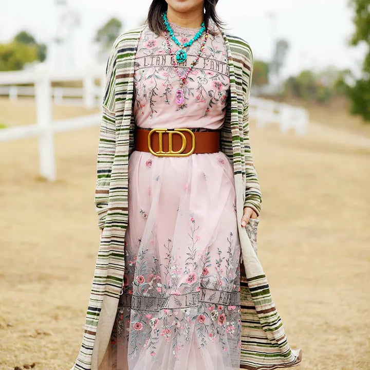 שרשרת “שירת הלגונה” – חרוזי אבנים טבעיות ותליון דרוזי מוזהב