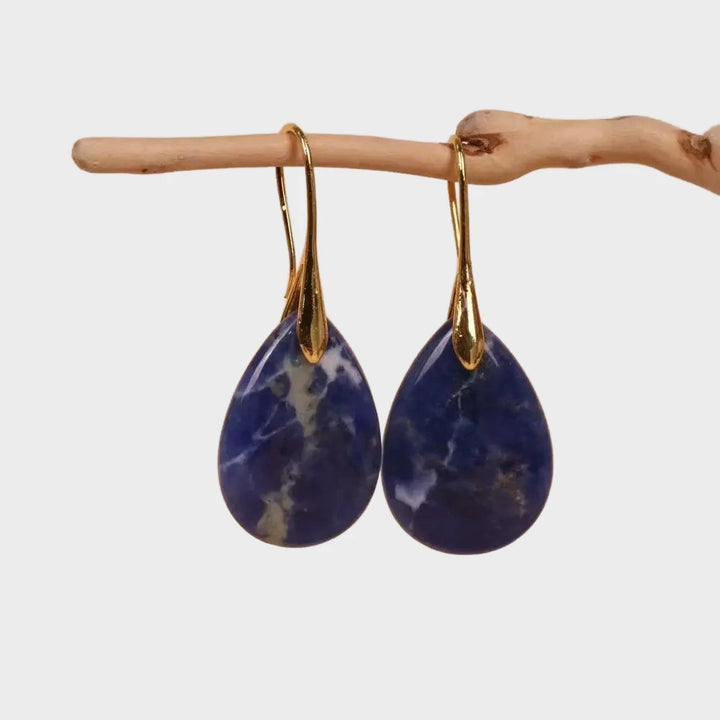 עגילי קריסטל "טיפה צלולה" – מראה יוקרתי